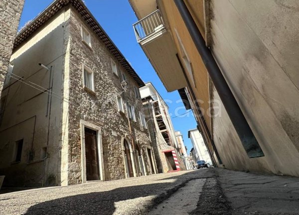 appartamento in vendita ad Ascoli Piceno in zona Centro Storico