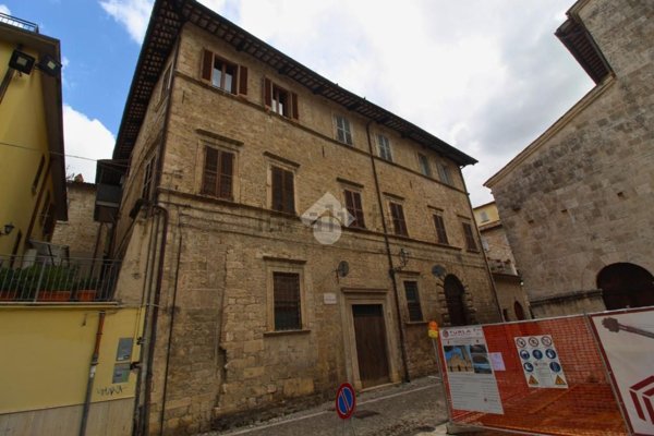 appartamento in vendita ad Ascoli Piceno in zona Centro Storico