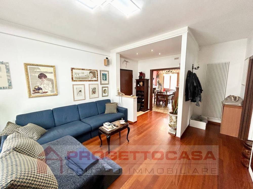 appartamento in vendita ad Ascoli Piceno in zona Poggio di Bretta