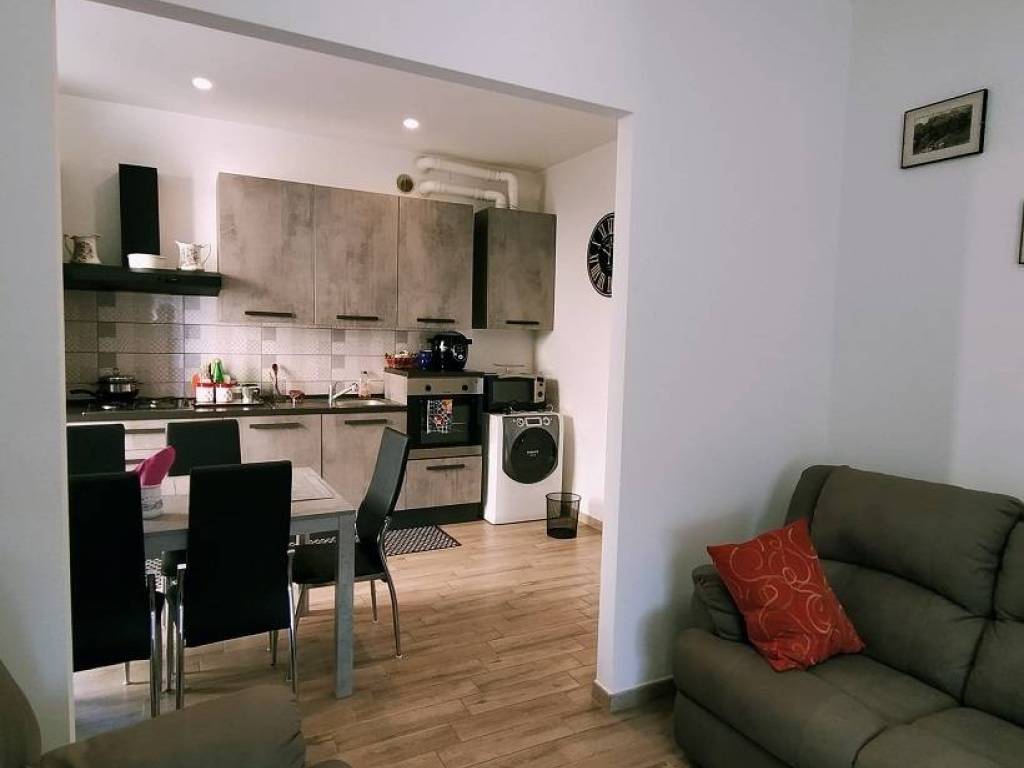 appartamento in vendita ad Ascoli Piceno in zona Borgo Solestà