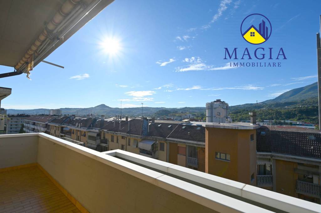 appartamento in vendita ad Ascoli Piceno in zona Monticelli