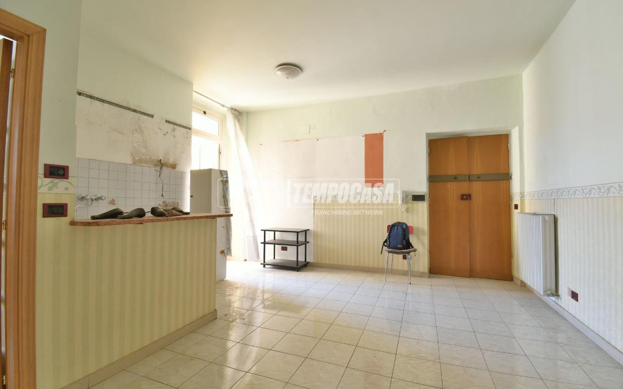 appartamento in vendita ad Ascoli Piceno