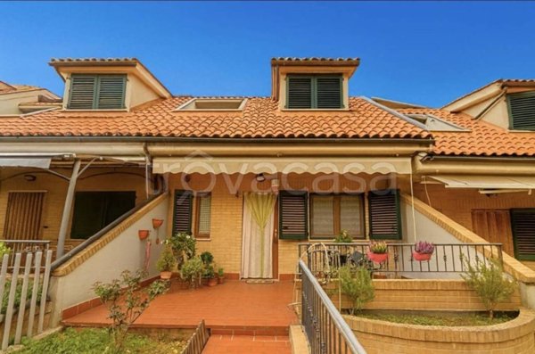 casa indipendente in vendita ad Ascoli Piceno