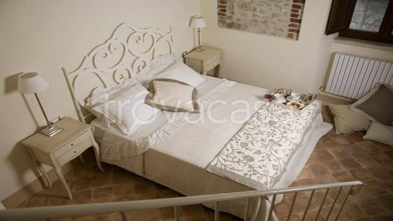 casa indipendente in vendita ad Ascoli Piceno in zona Centro Storico