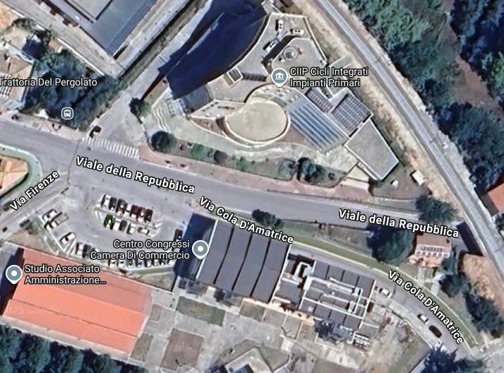 negozio in vendita ad Ascoli Piceno