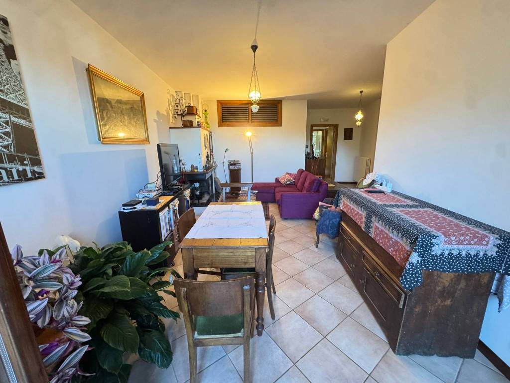 casa indipendente in vendita ad Ascoli Piceno in zona Lisciano