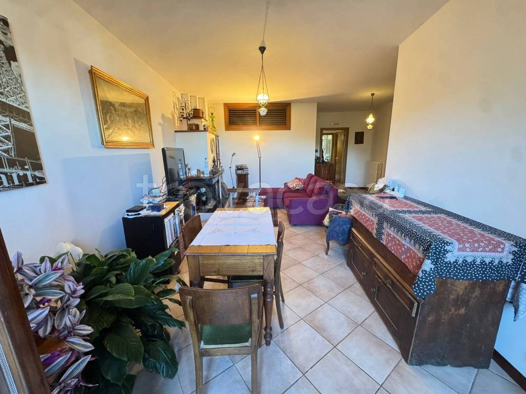 casa indipendente in vendita ad Ascoli Piceno in zona Lisciano