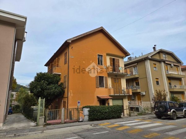 appartamento in vendita ad Ascoli Piceno in zona Porta Romana