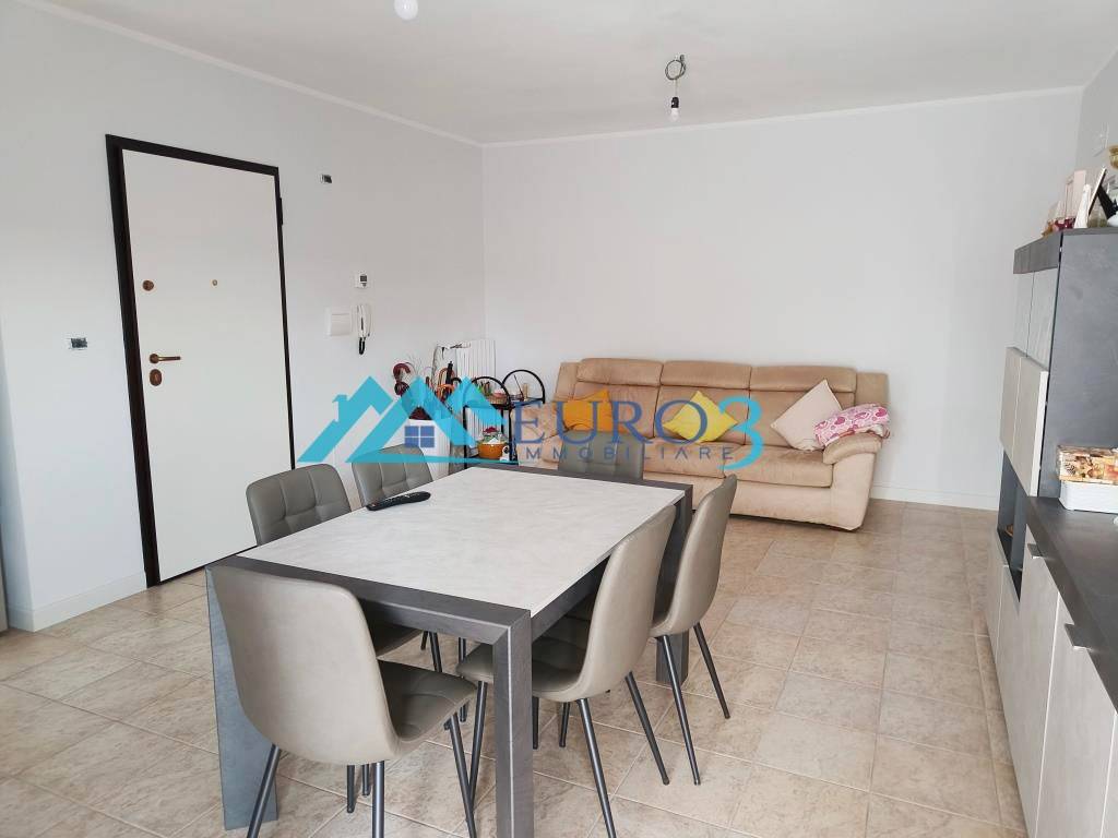 appartamento in vendita ad Ascoli Piceno in zona Poggio di Bretta