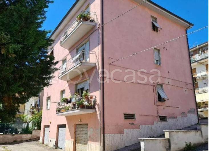 appartamento in vendita ad Ascoli Piceno