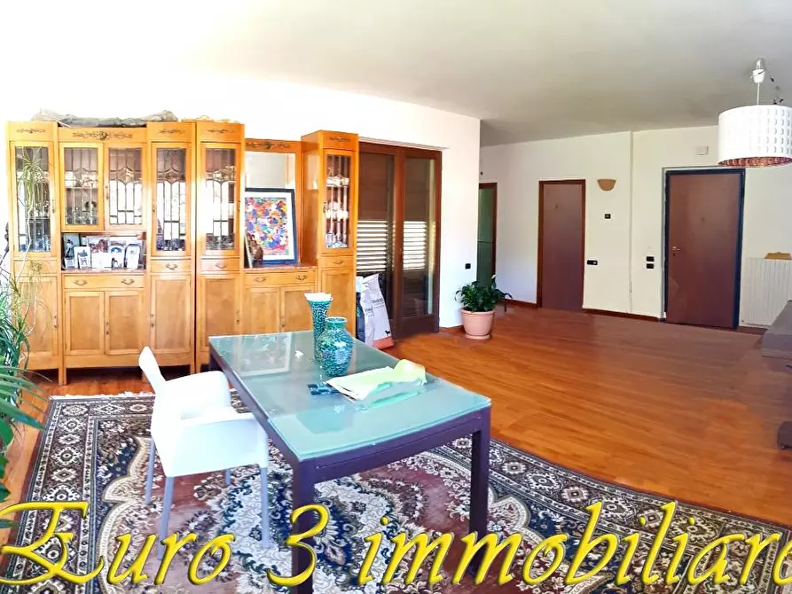 casa indipendente in vendita ad Ascoli Piceno in zona Centro Storico