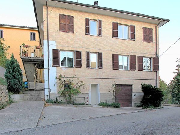 appartamento in vendita ad Ascoli Piceno in zona Venagrande