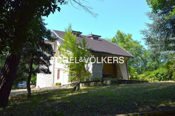 casa indipendente in vendita ad Ascoli Piceno