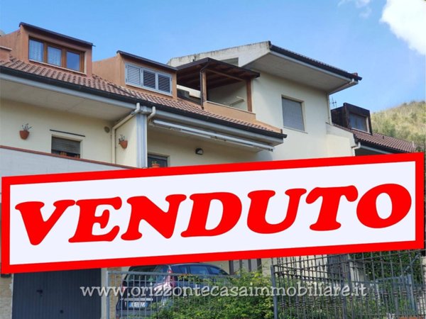 casa indipendente in vendita ad Ascoli Piceno in zona Monticelli