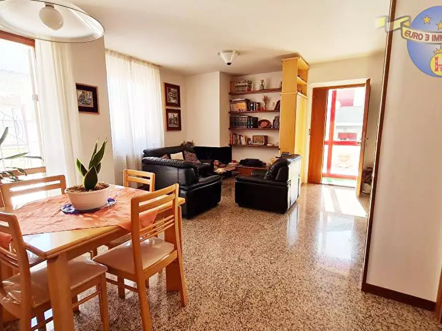 casa indipendente in vendita ad Ascoli Piceno in zona Monticelli