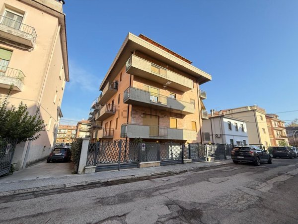 appartamento in vendita ad Ascoli Piceno in zona Porta Maggiore