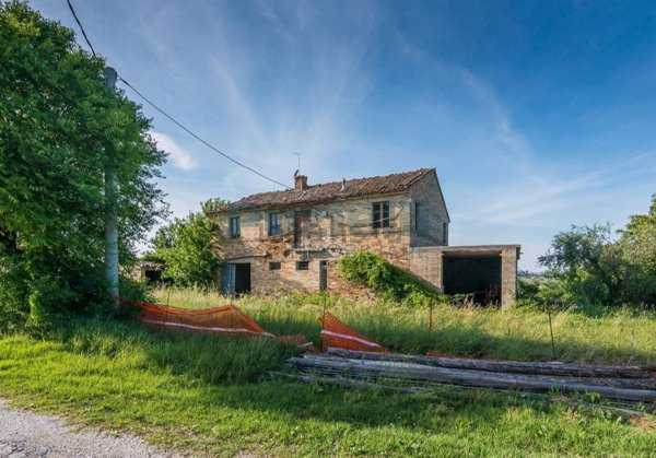 casale in vendita ad Ascoli Piceno