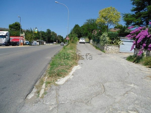 casa indipendente in vendita ad Ascoli Piceno in zona Centro Storico