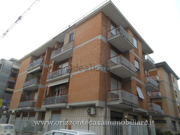 appartamento in vendita ad Ascoli Piceno in zona Piazza Immacolata