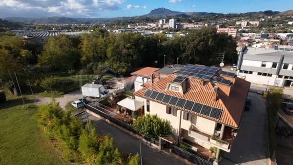 villa in vendita ad Ascoli Piceno