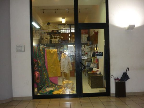 negozio in vendita ad Ascoli Piceno