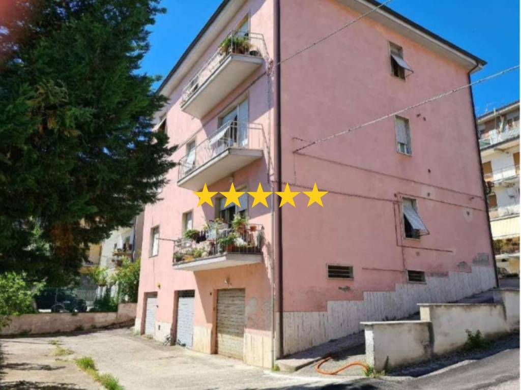 appartamento in vendita ad Ascoli Piceno