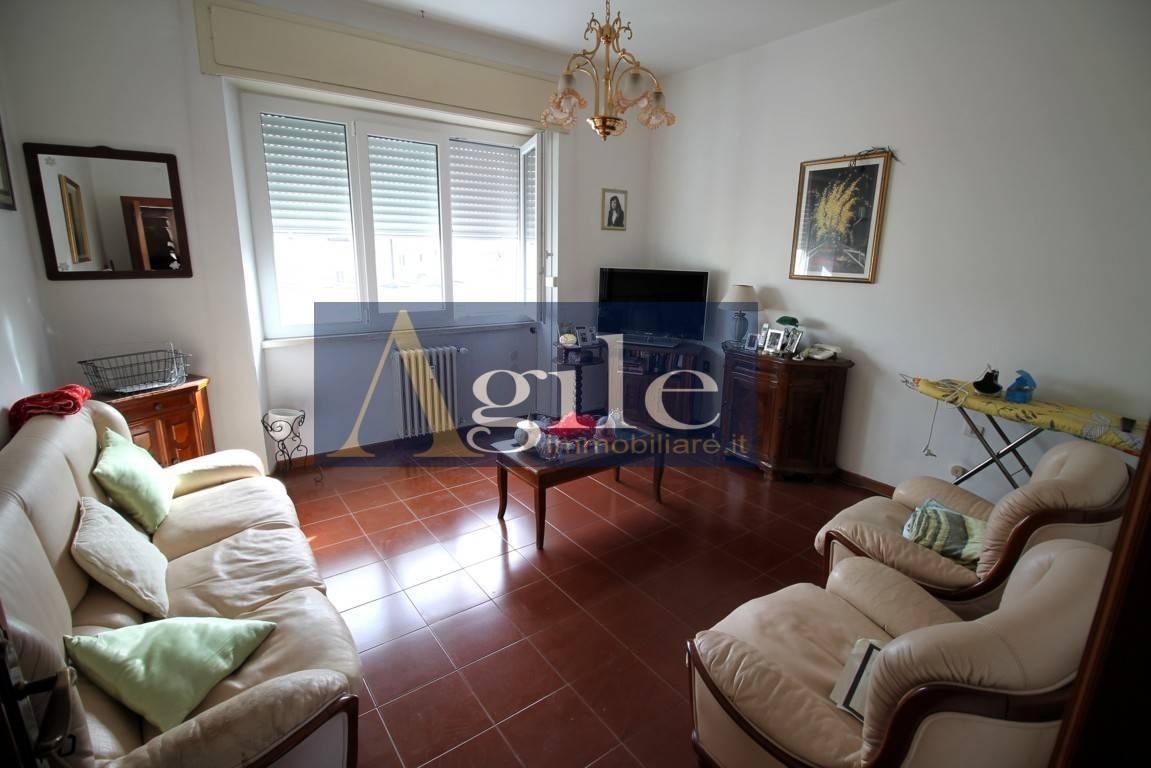 appartamento in vendita ad Ascoli Piceno in zona Piazza Immacolata