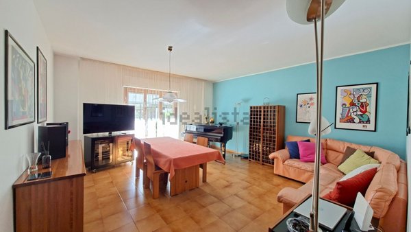 appartamento in vendita ad Ascoli Piceno in zona Monticelli