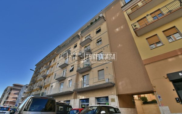 appartamento in vendita ad Ascoli Piceno in zona Piazza Immacolata