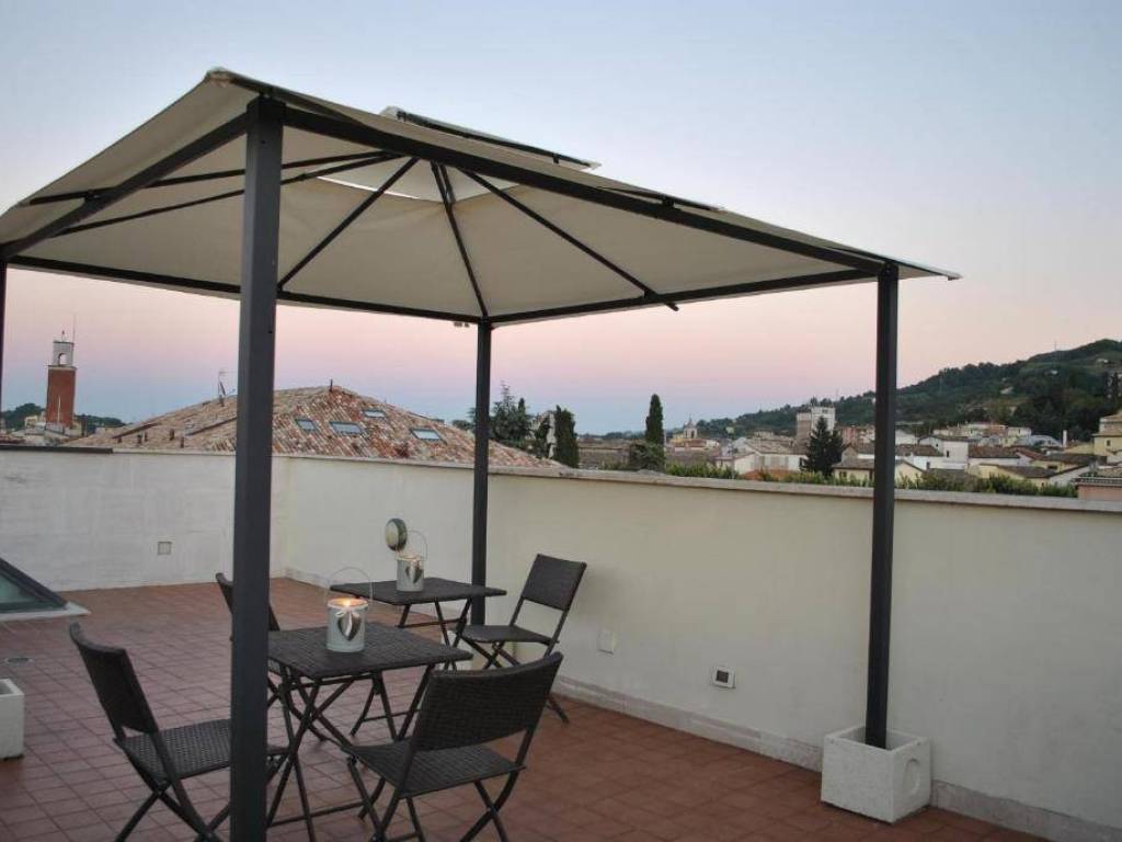 appartamento in vendita ad Ascoli Piceno in zona Centro Storico