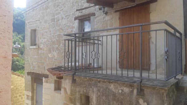 casa semindipendente in vendita ad Ascoli Piceno in zona Rosara