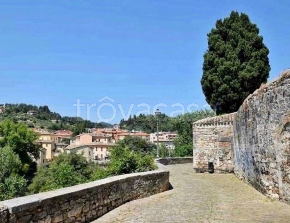 casa indipendente in vendita ad Ascoli Piceno in zona Centro Storico