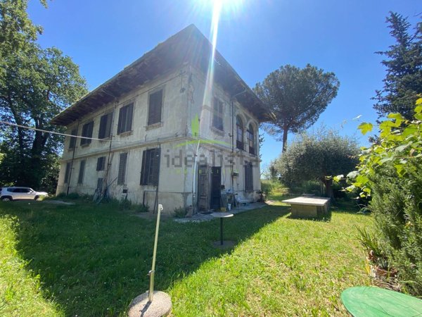 casa indipendente in vendita ad Ascoli Piceno in zona Monticelli