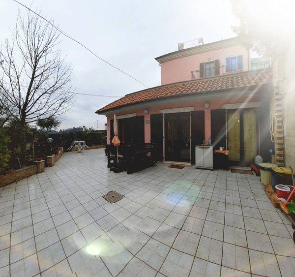 appartamento in vendita ad Ascoli Piceno