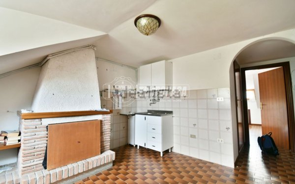 appartamento in vendita ad Ascoli Piceno in zona Monticelli