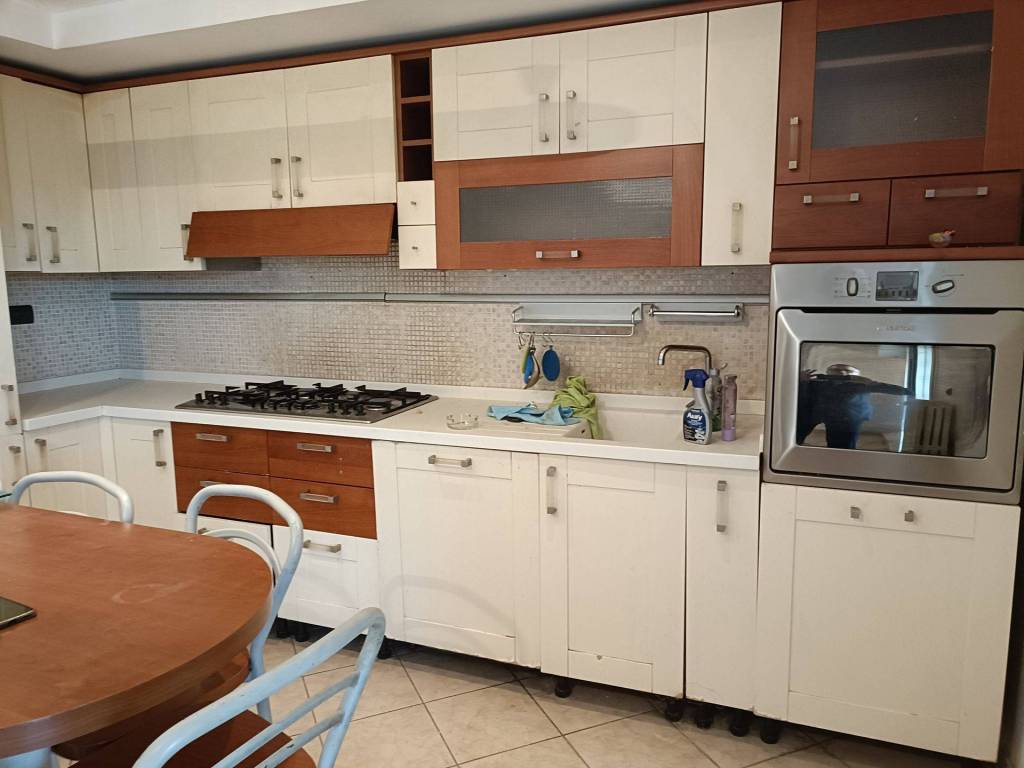 appartamento in vendita ad Ascoli Piceno in zona Monticelli