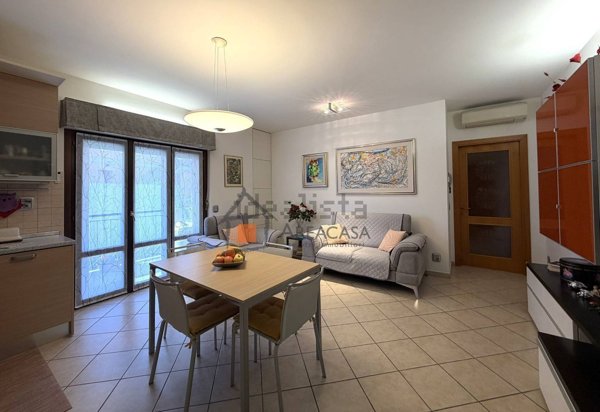 appartamento in vendita ad Ascoli Piceno in zona Poggio di Bretta