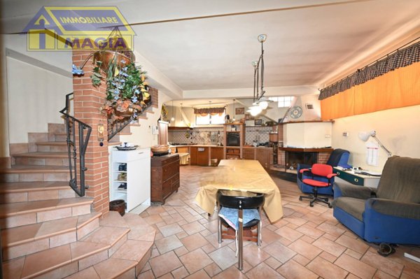 casa indipendente in vendita ad Ascoli Piceno