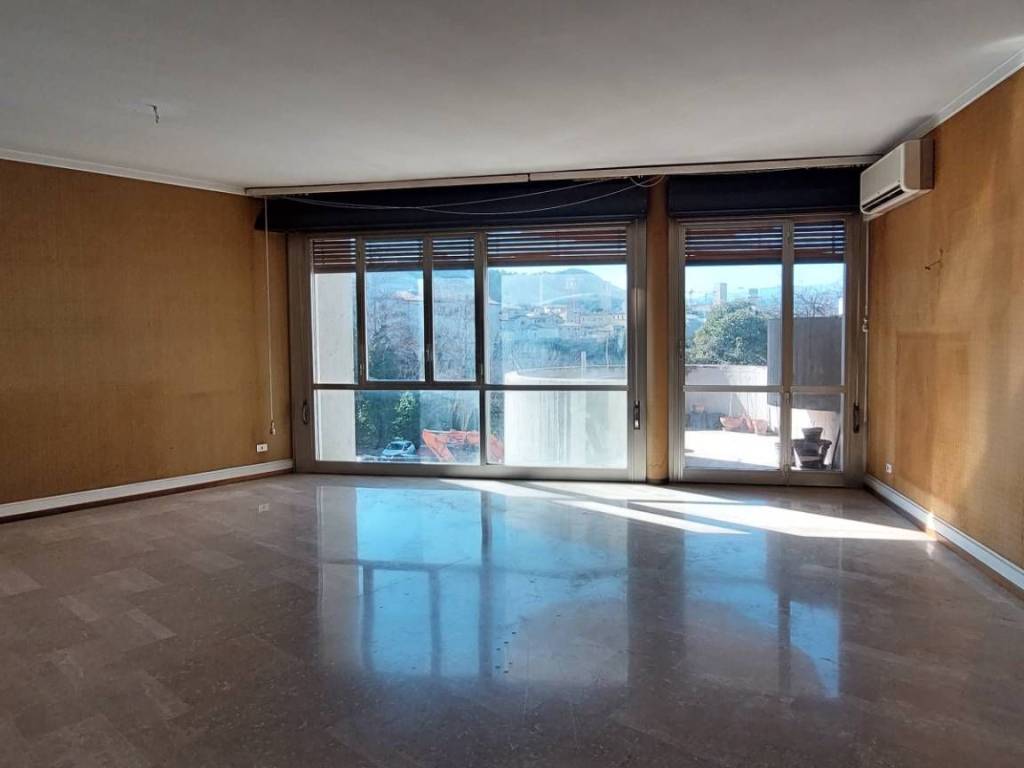 appartamento in vendita ad Ascoli Piceno in zona Centro Storico