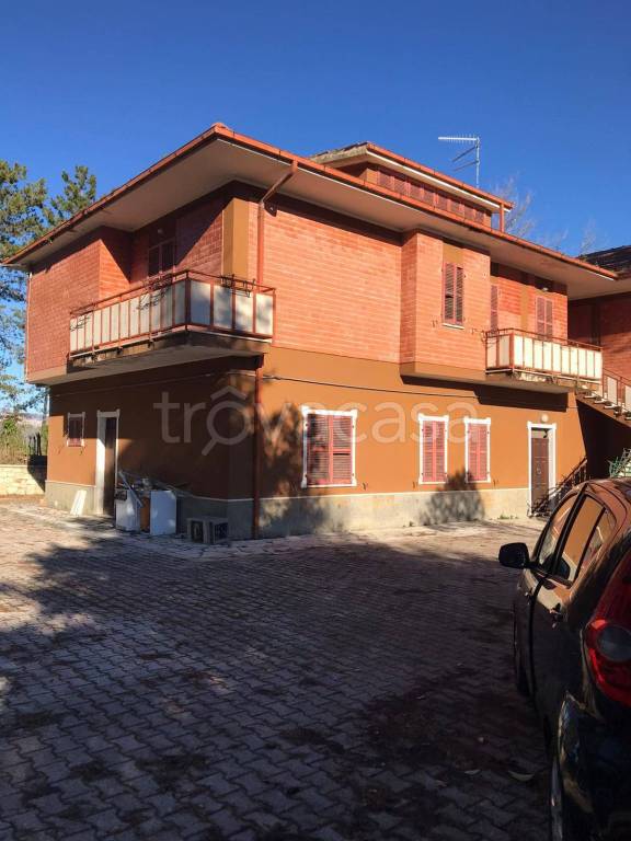 villa in vendita ad Ascoli Piceno in zona Centro Storico