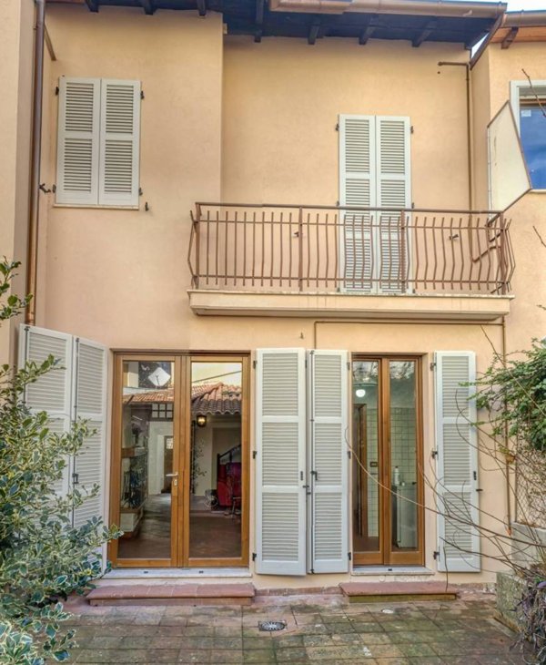 appartamento in vendita ad Ascoli Piceno in zona Piazzarola