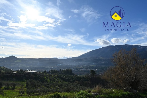 casa indipendente in vendita ad Ascoli Piceno in zona Poggio di Bretta