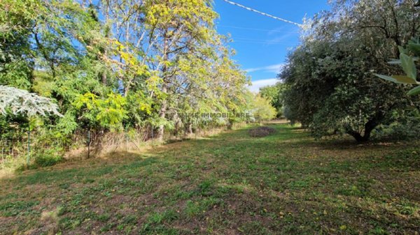 terreno edificabile in vendita ad Ascoli Piceno in zona Centro Storico
