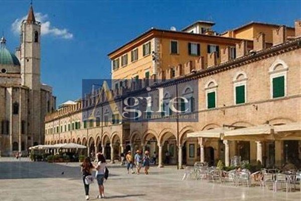 appartamento in vendita ad Ascoli Piceno in zona Centro Storico