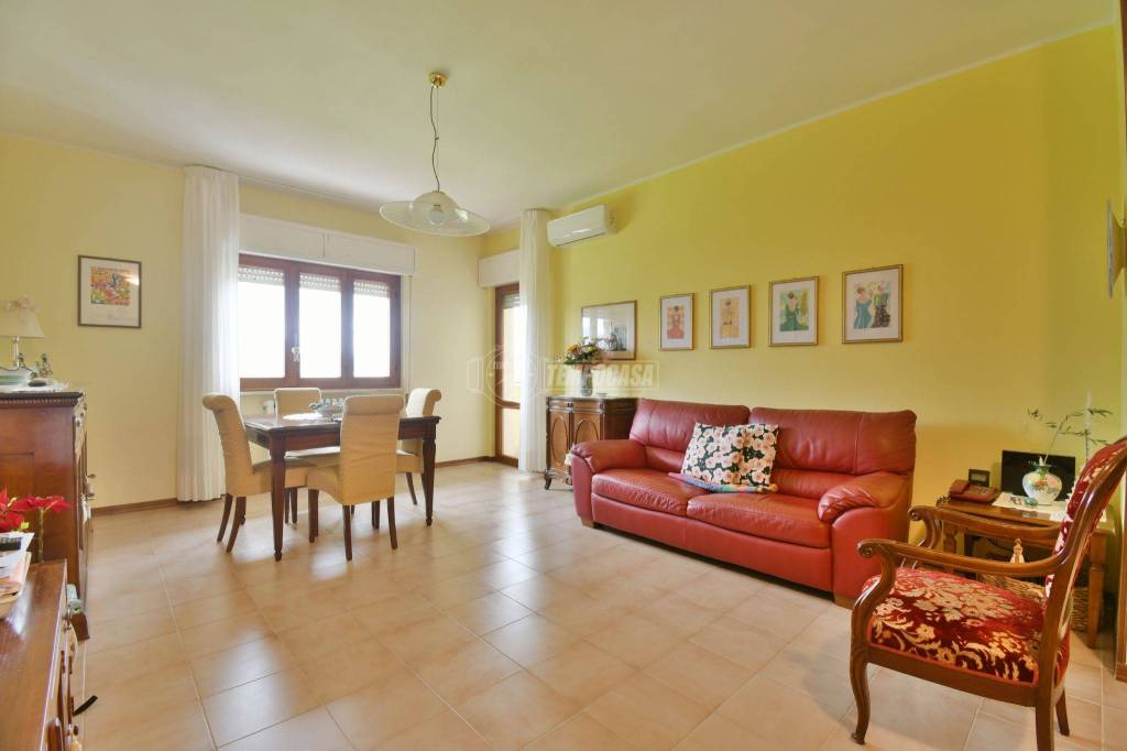 appartamento in vendita ad Ascoli Piceno in zona Poggio di Bretta