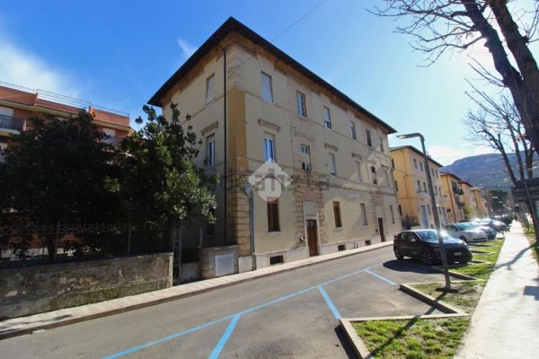 appartamento in vendita ad Ascoli Piceno in zona Campo Parignano