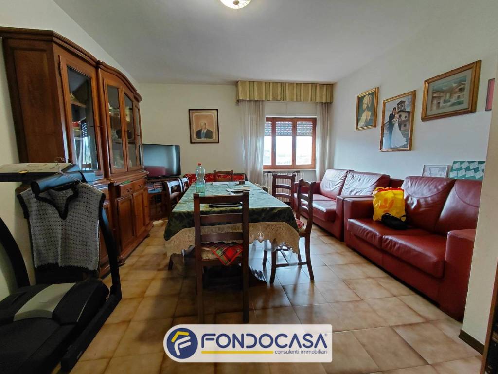 appartamento in vendita ad Ascoli Piceno in zona Poggio di Bretta