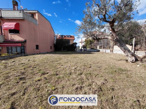 terreno agricolo in vendita ad Ascoli Piceno in zona Poggio di Bretta