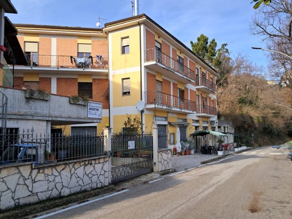 appartamento in vendita ad Ascoli Piceno in zona Venagrande