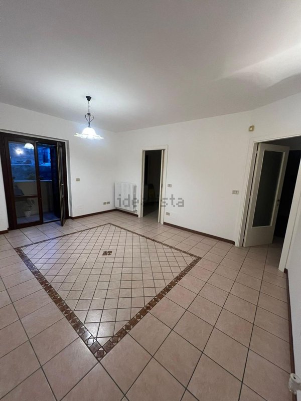 appartamento in vendita ad Ascoli Piceno in zona Borgo Solestà